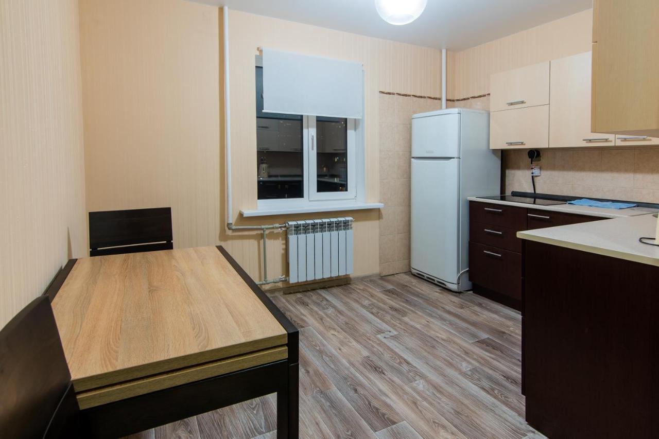 APARTMENT street Trostyanetskaya Kiev Bagian luar foto